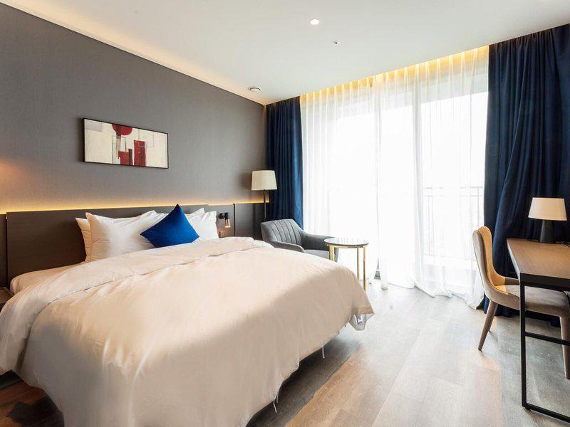 A95F588AAD0657E7158D21B5DDE0451F