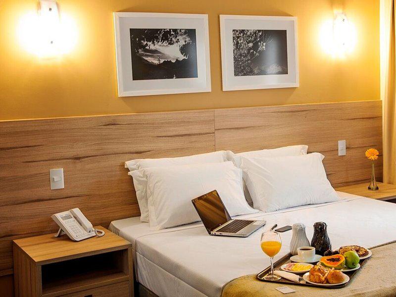 1288B92FB178588C1AC652F8BF952153