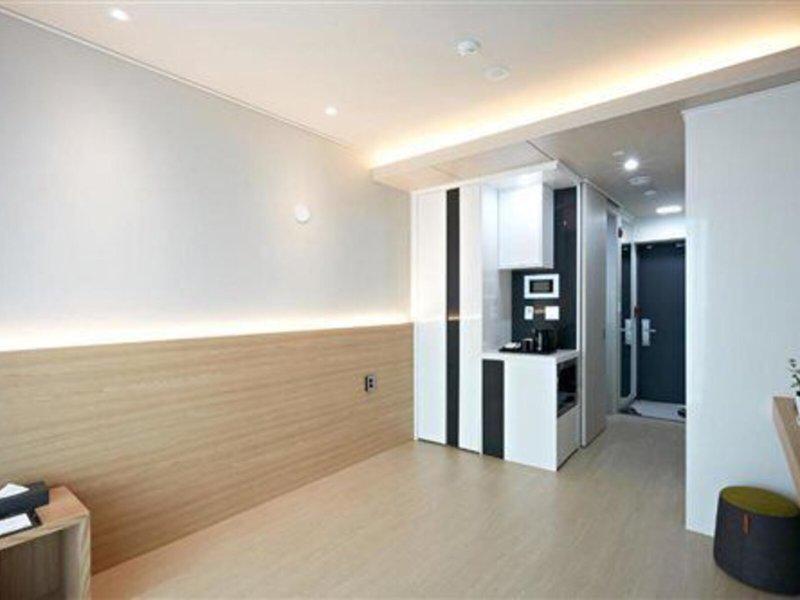 D81247B2089E554EA45A6F6030A378D7