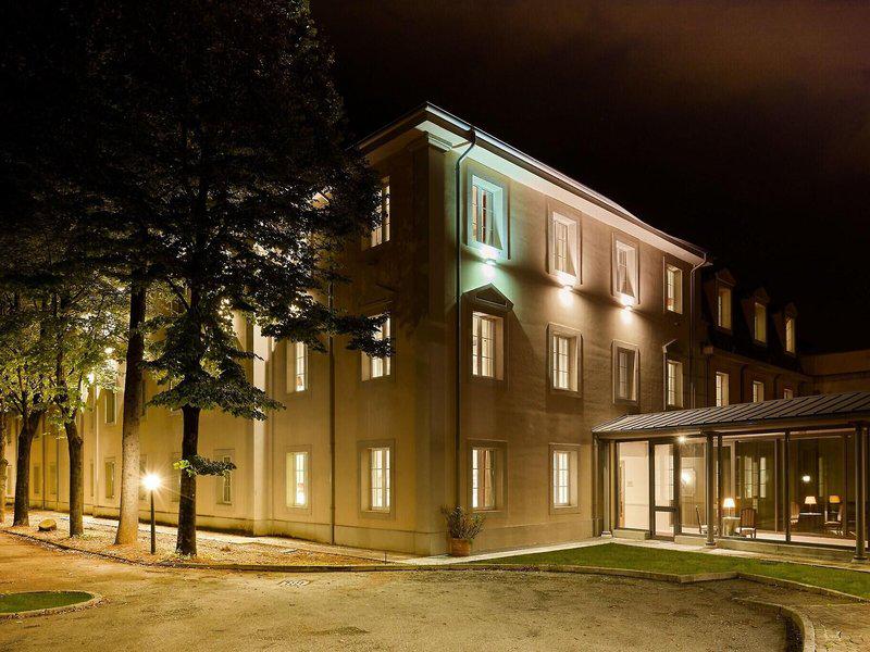 52438A99E31E94DD2DB64328422CE584