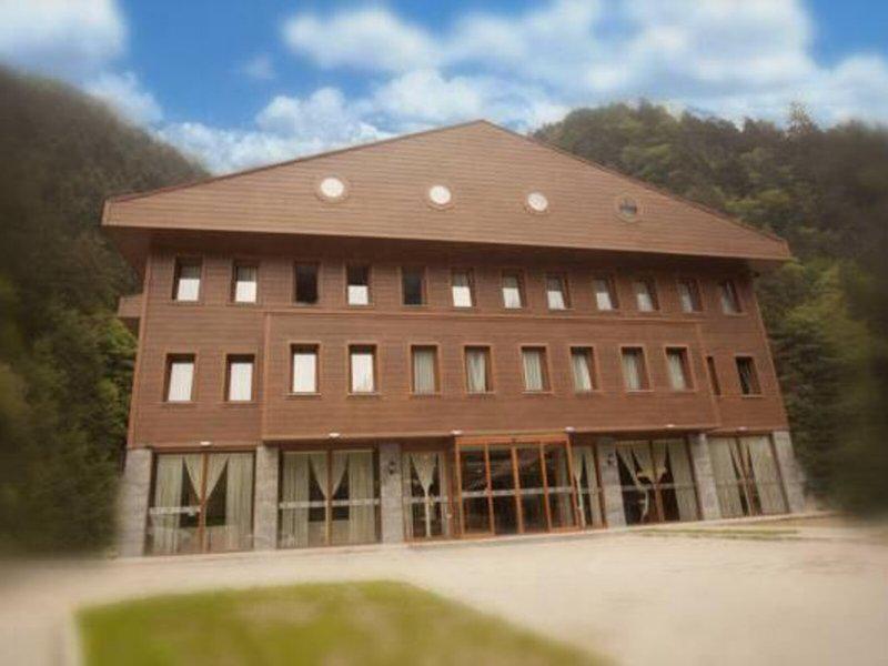 05FCECFEF524A7C3F0BC566562A91F13