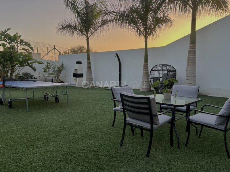 33AA1DB11E12911751B0B029218F16EE