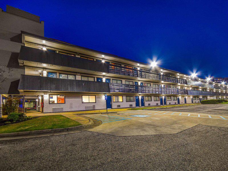 63A0F7EDE062D150021F5BE61AD973EB