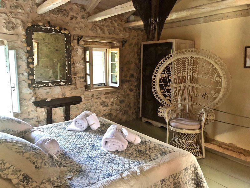 F83E01CC40EA24297D0C630A8690A814