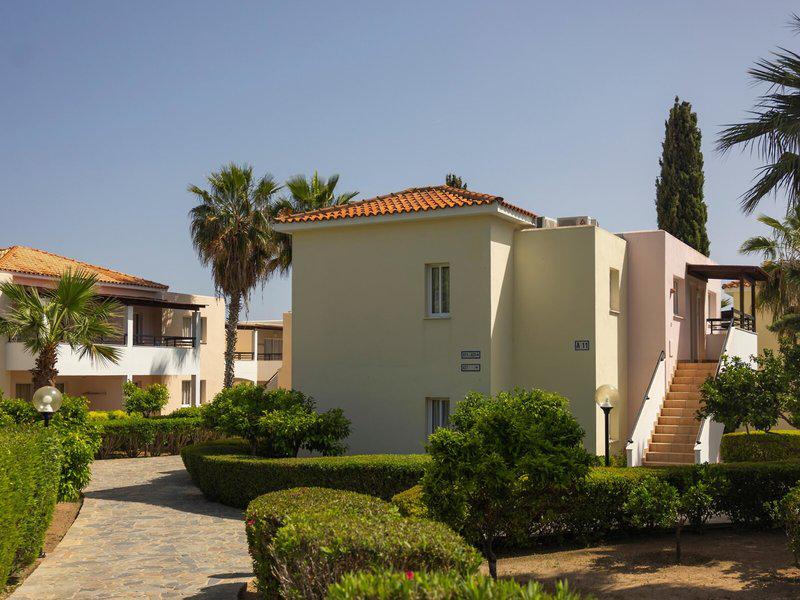 74FE19208536BCD130E6B1992382A30E