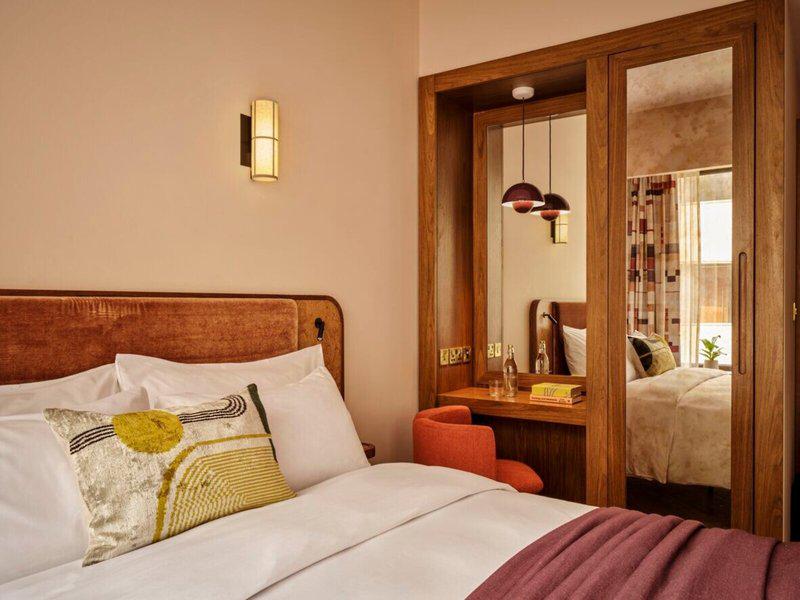 8E49F29BDA03DD81205D7EBF92C5071C