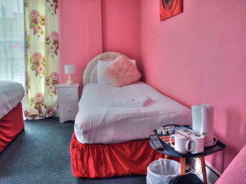 78FDB2249BC5C2B19EB8F4B582A3D54A