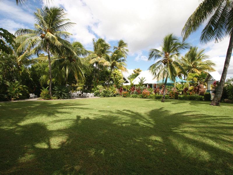 73FE943F468B13C4BEEC8A77D77A0B5B