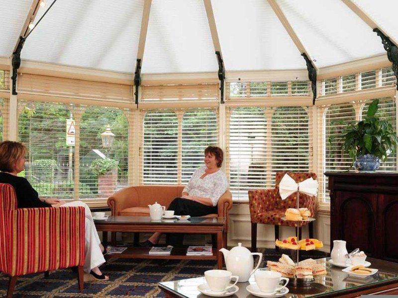 9D3C9A8F7319B0DDDF6F8D9C6326E031