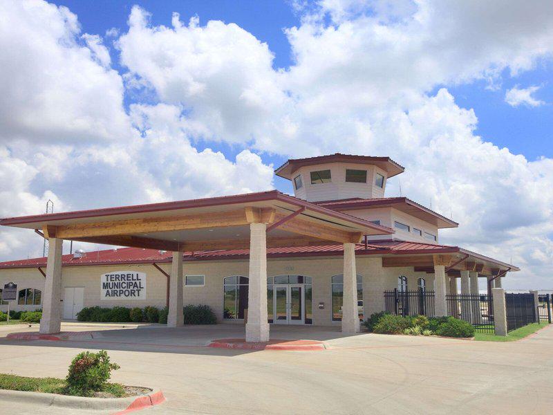 600EB0CDCBB8F7C23F09A2B22E20FB44