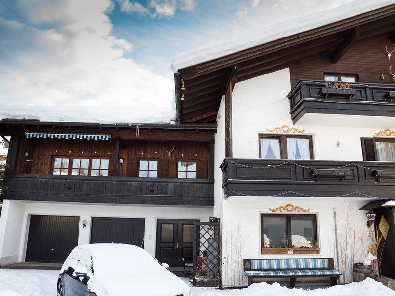 BC772127B8B2E3F5171DB989E8666322