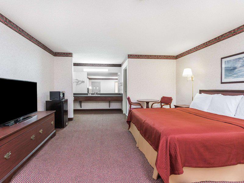 40745678F8DAE93181AD6FAA48C8AC0E