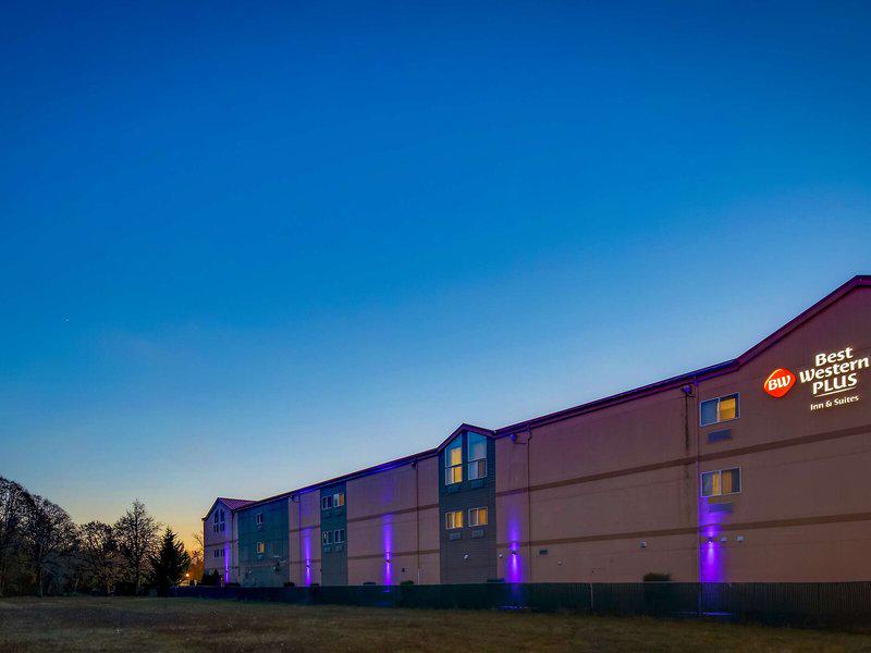 10431EB453ACD11C4042BCCD5D3D5ABF