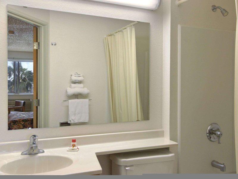 F07294E729DCB67B51BDCB44FE895D50