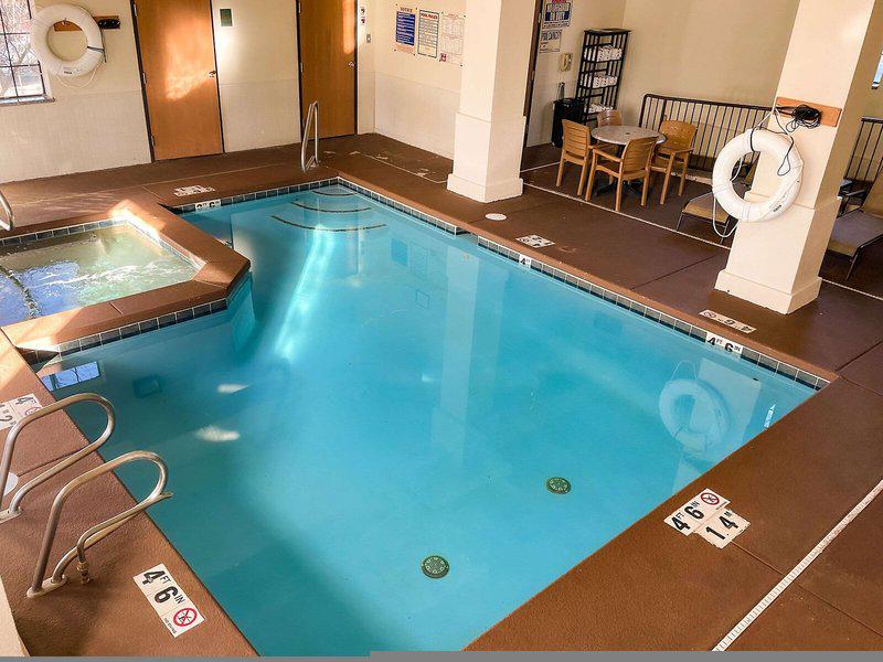 8D6D2B0418EA5CDDE600F10F0E732E6F