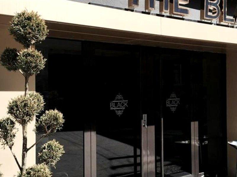 D6A6AEE80AEB8B187A26D7846EA9913F