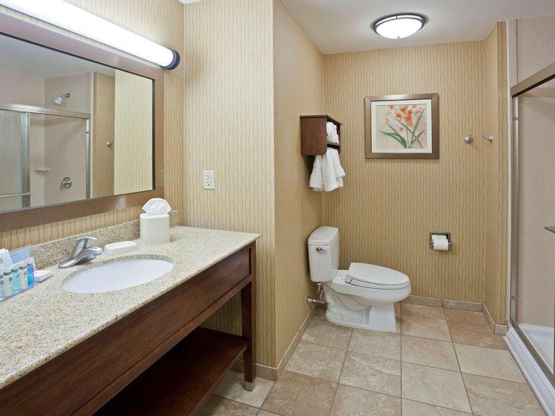 FD0C46AFA631E5D0030C1381F1A05B5D