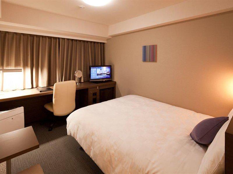 D38879933F602D16E5C2FBA2B48DA0F5