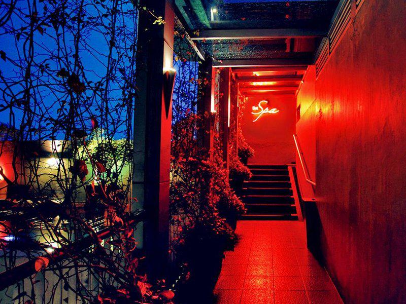 2D0B8E214E132FB398BAE8A2EC3E19F5