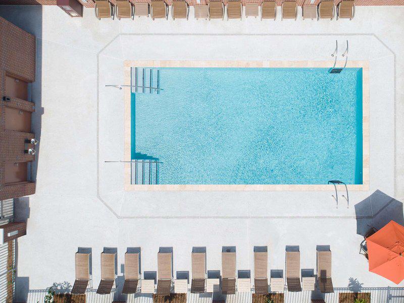 FB6DD7E2B3B6151D8D9A971688C08477