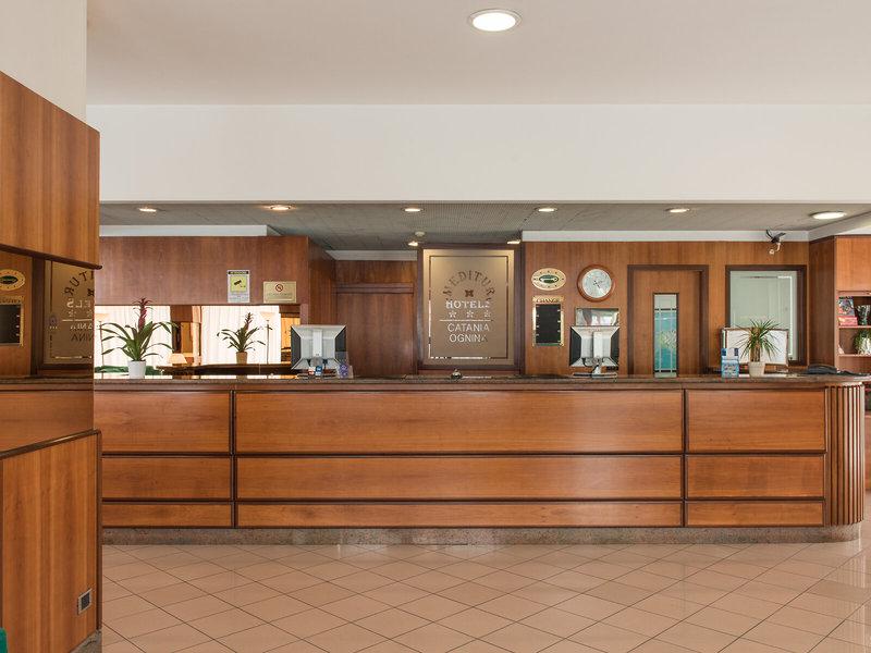 2DC1194F5FA596625EF79500D0D66E49