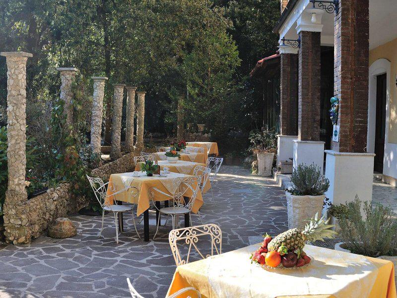 833F70C66AA6A7FC9EEB5AD8C214AC8E