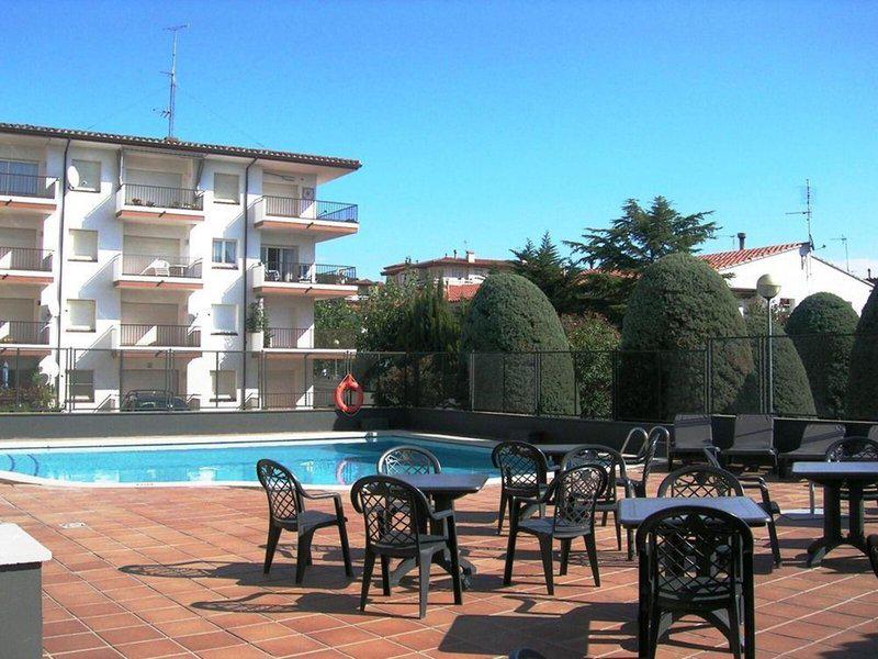 4C251DE4A9370D0C4366A73EDF36326F