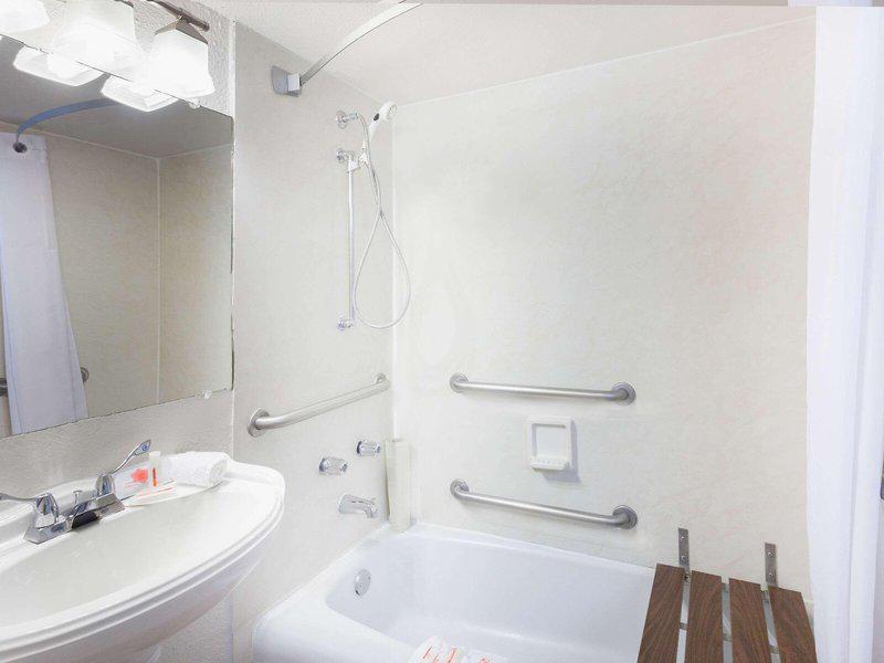 02FA39A27A77BBBB1BC1A246E568E23F