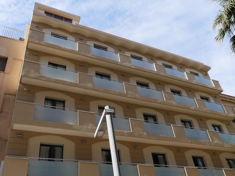 679542C9FDC5831BD16928D858F96B03