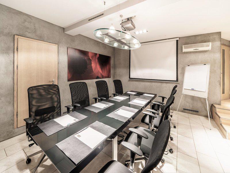 824F1C2EB2FAEAA231C24A20C6AD0799