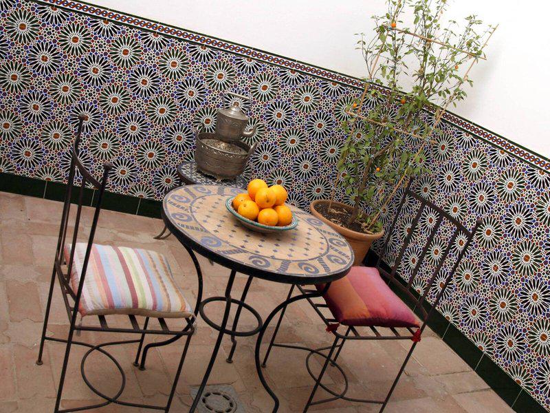 61EA70C4191308634F3F66EBDE18C894