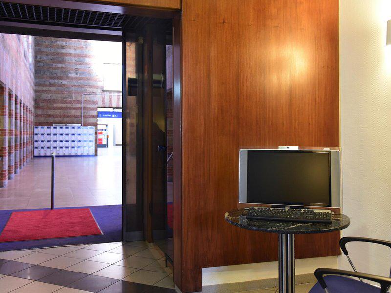 B85701D429C250CF849AA10EAB0C091B