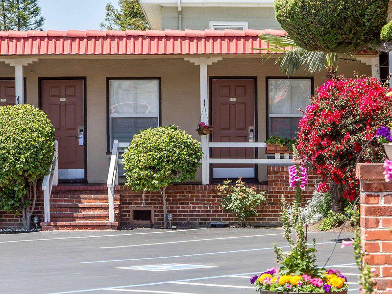 E954A124E6EF404FA5E396859A793016