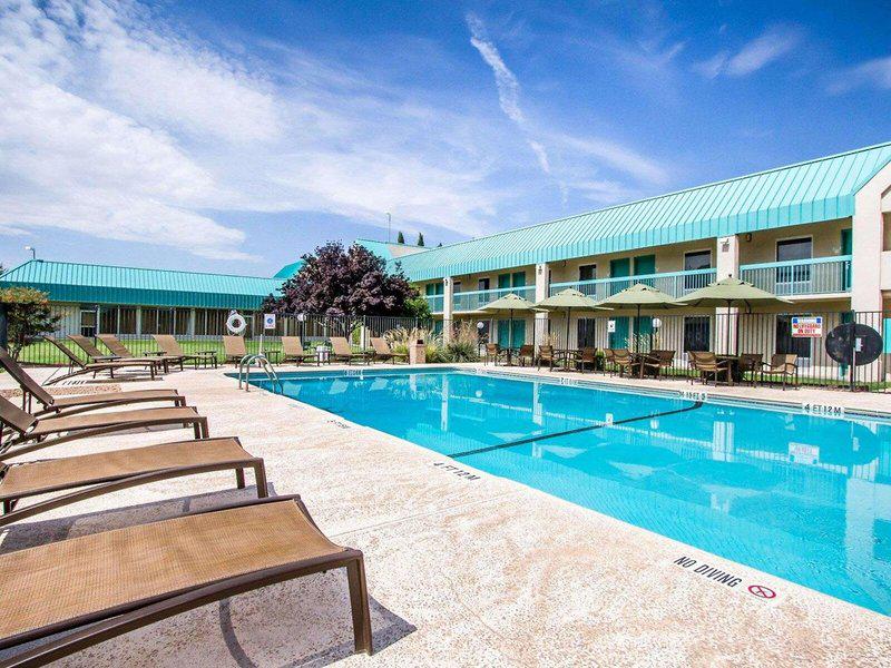 24D629984B12F769ED53A5F85B7F17AD