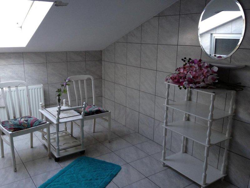 A8350C0D6B96D200216D836ECBB914FF