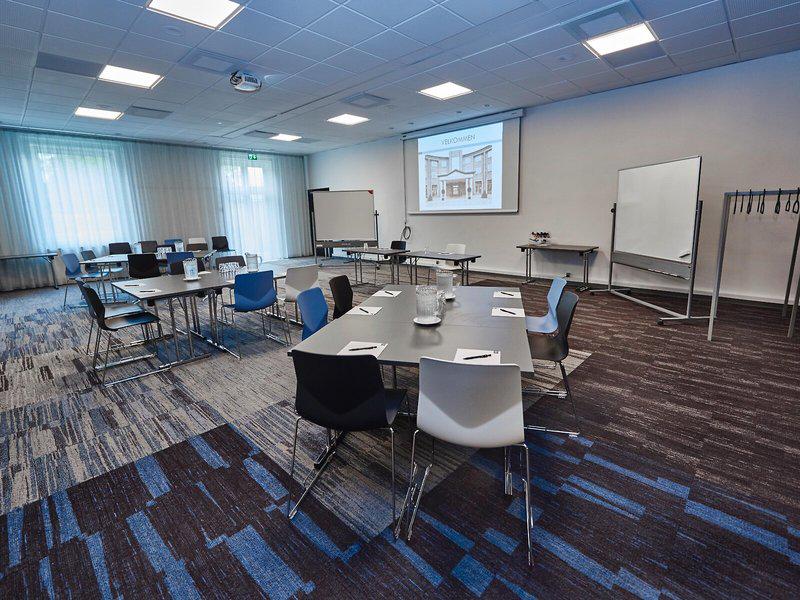 B71ABF8015DEB79CBEADBEFA58370354