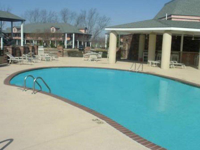 799488B3D9B5FF3C305E8A190CDE6A34