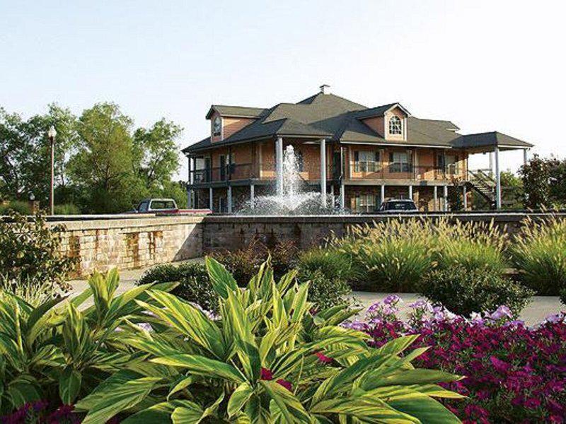 C775EC7D1919F9461132780B1087EB8D