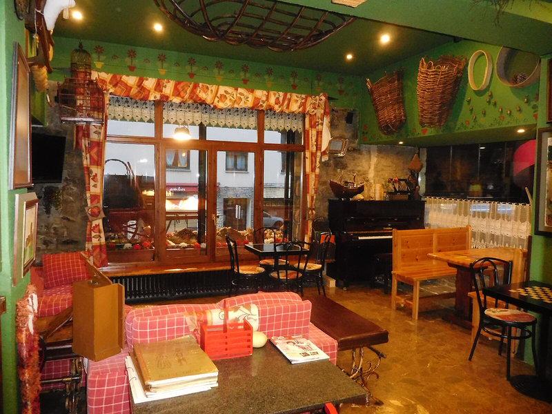 AFF1E7ED683544F2BAFFA7DBDD7A9CA7