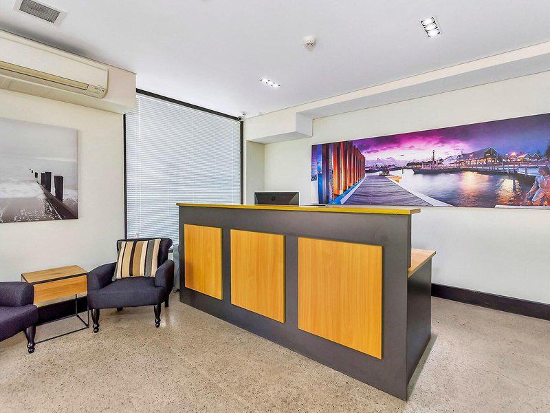 806CF2AC1756203F25B94F5FC1D5E12A