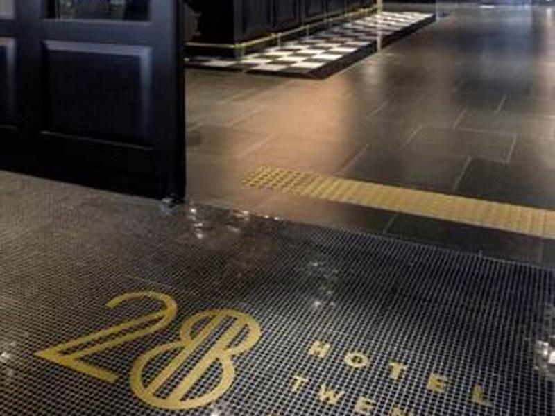 7500EC770BD17027D81228CA6F900DAD