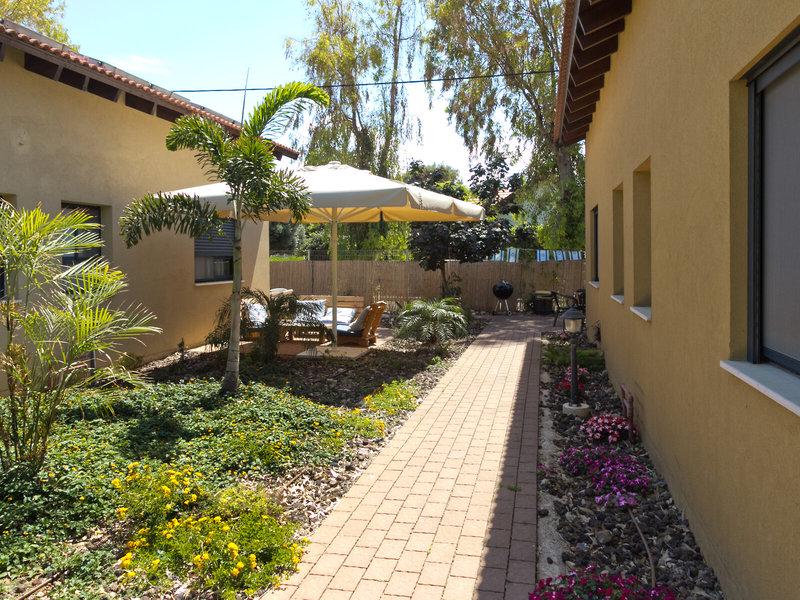 C53D9E6F424DFDCD9BFCF84CC7FFBB24