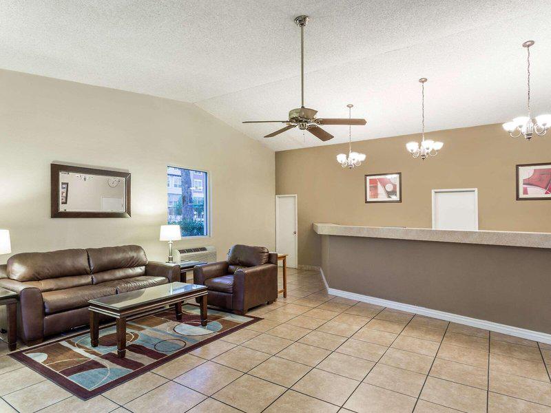 50B0714303269BB1A5D4AEABC6C570B1