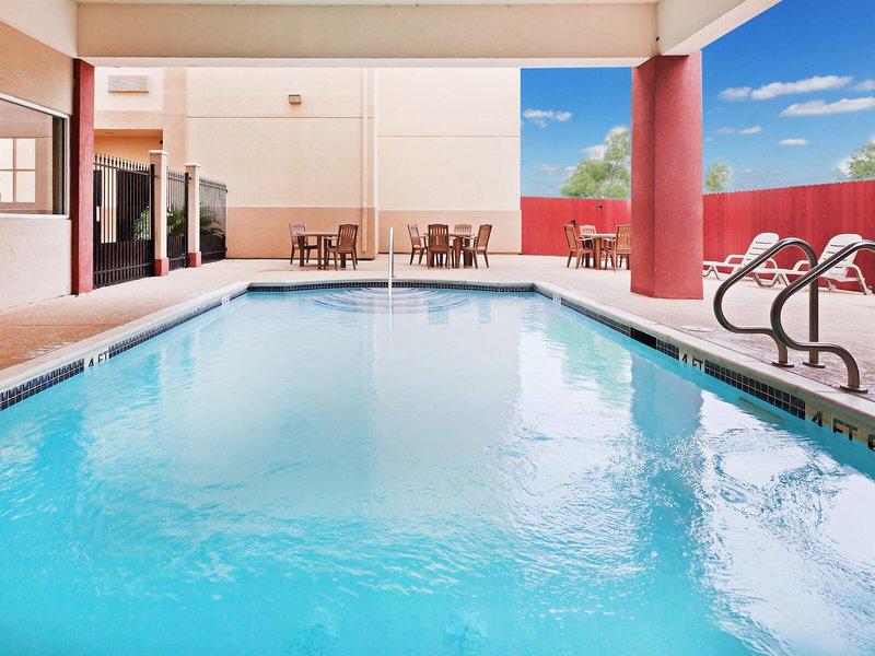 CB055D40E307A2B32AD8E539A2A68F55