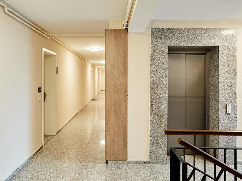 3705E81035B21D76A9A35D0F749D9F49