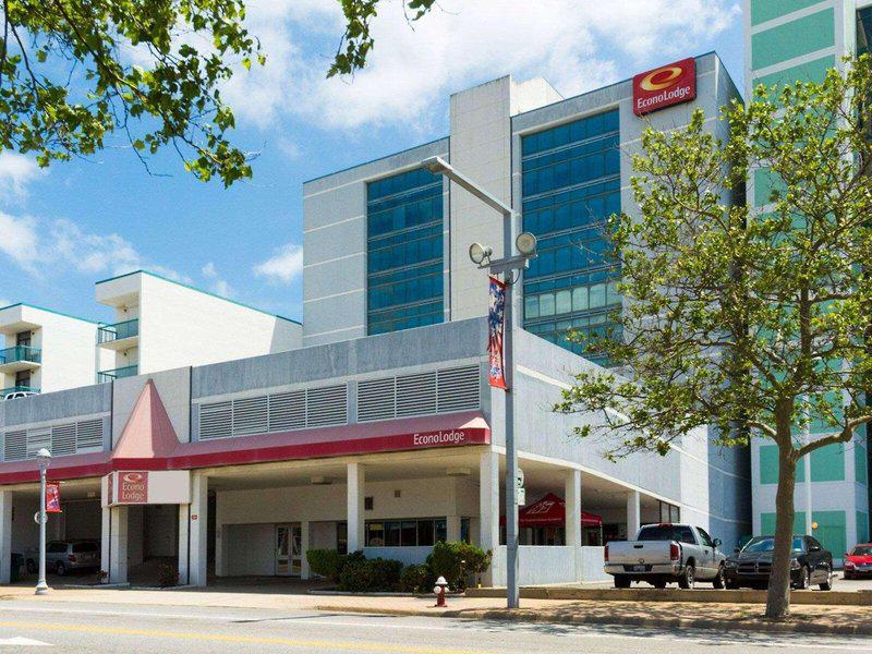 EB0A56BCC163416DC3E6AF8259D2F363