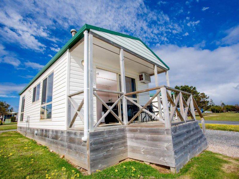 7D5840BF3C57A902B993547EF17703AA