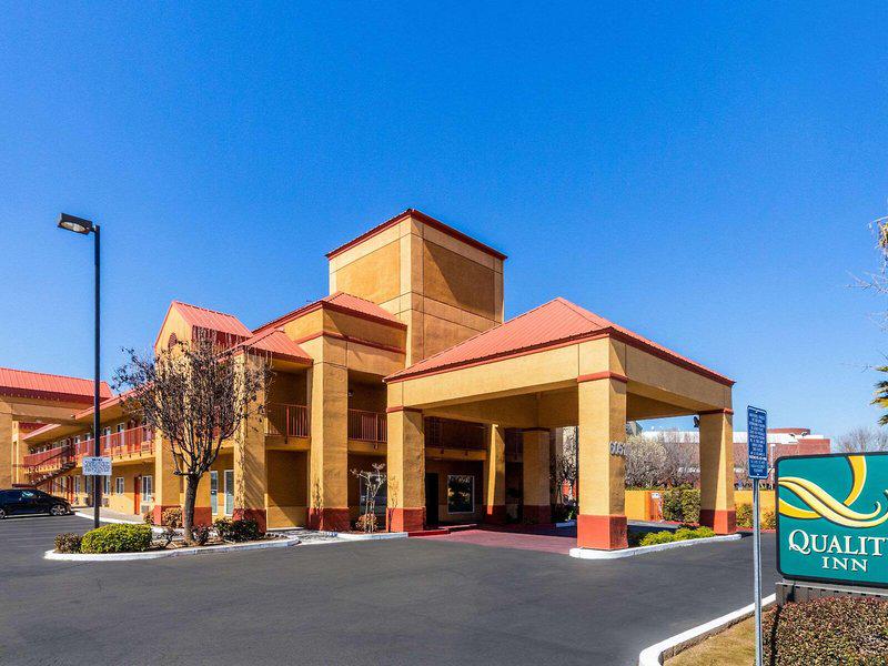 3CC82E8A0C82BE9283DAD1B4825F49FA