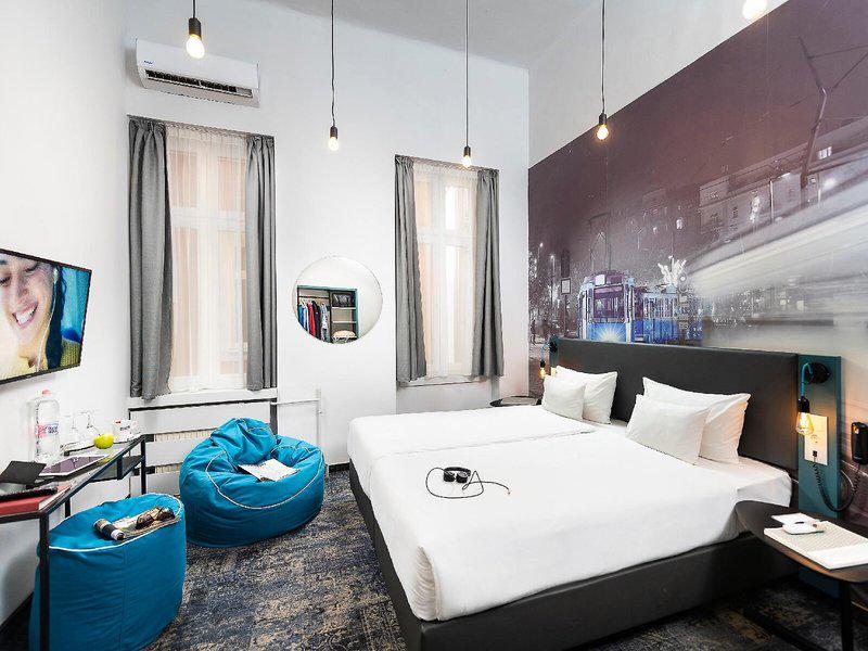 6E4DFFA9520E1FA1A31A0393CE7595BA