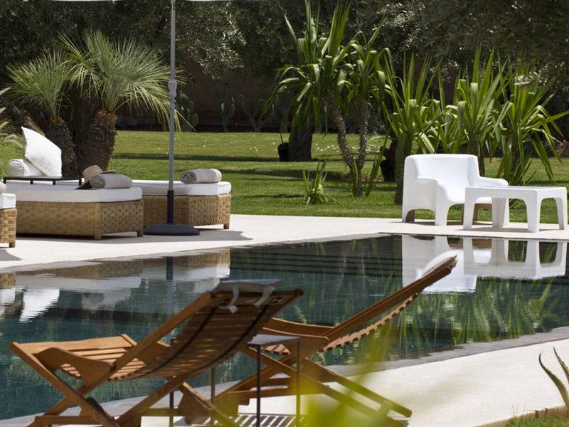 22FAB11FD7FE43077B4A6D158215ECC7